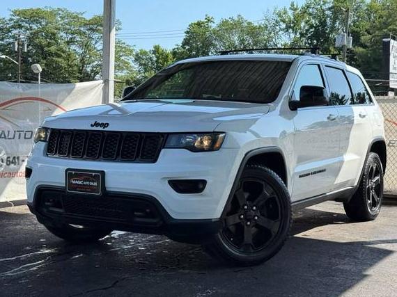 JEEP GRAND CHEROKEE 2018 1C4RJFAG1JC352751 image